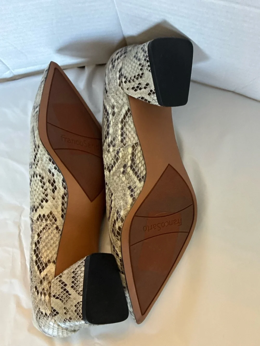FRANCO SARTO pump romi gray snake print Sz 8.5